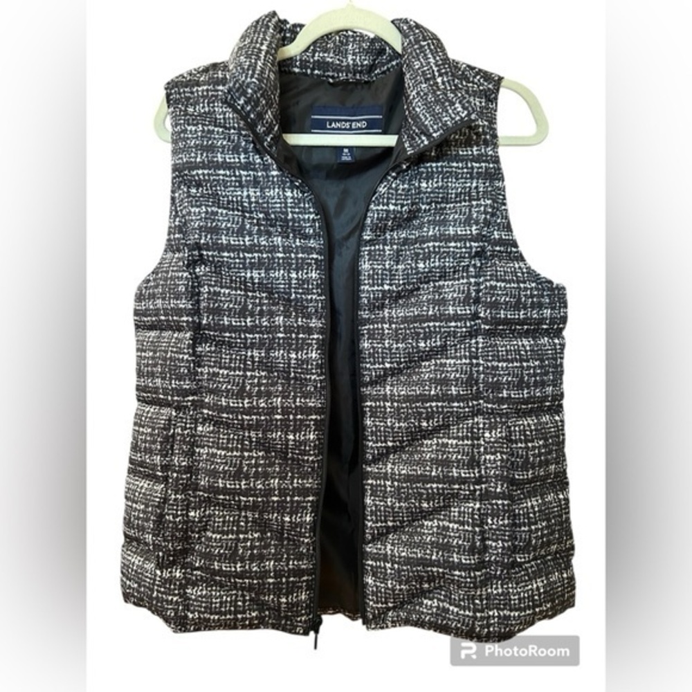 CLEARANCE NWOT Lands End Verst, Medium